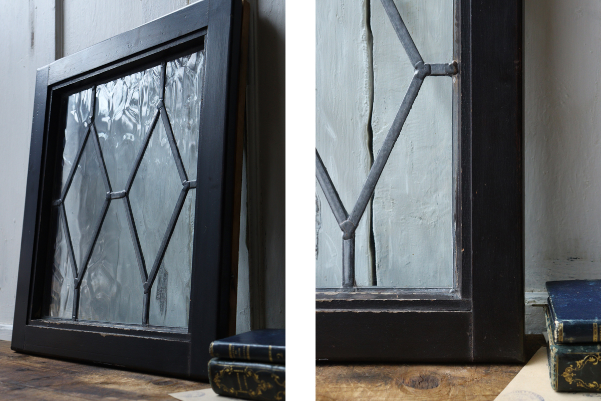 イギリスの古い半透明のステンドグラス 古いガラス窓 全国送料無料