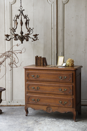 キャビネット・シェルフ - リカムアクロス | フランス・イギリスの