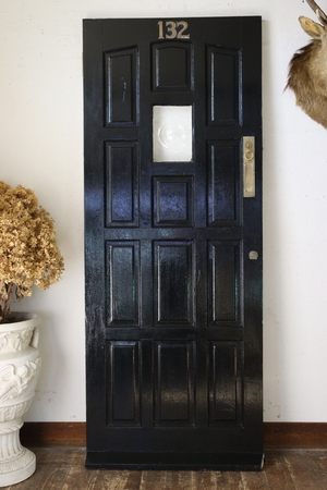 イギリスの古い  吹きガラスの入った ブラック×ホワイト ２色のペイントドア 建具 玄関ドア